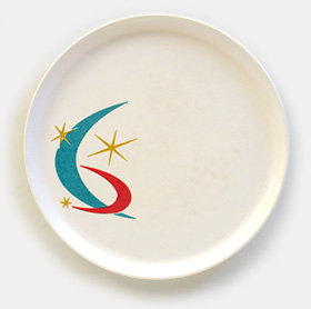 Vintage mid-century modern plastic crescent-and-star-pattern plate from Spaulding Ware Chicago. It's 9-3/4 inches across. From 'On the Table' at the web's largest private collection of antiques & collectibles: https://www.ericwrobbel.com/collections/table-1.htm